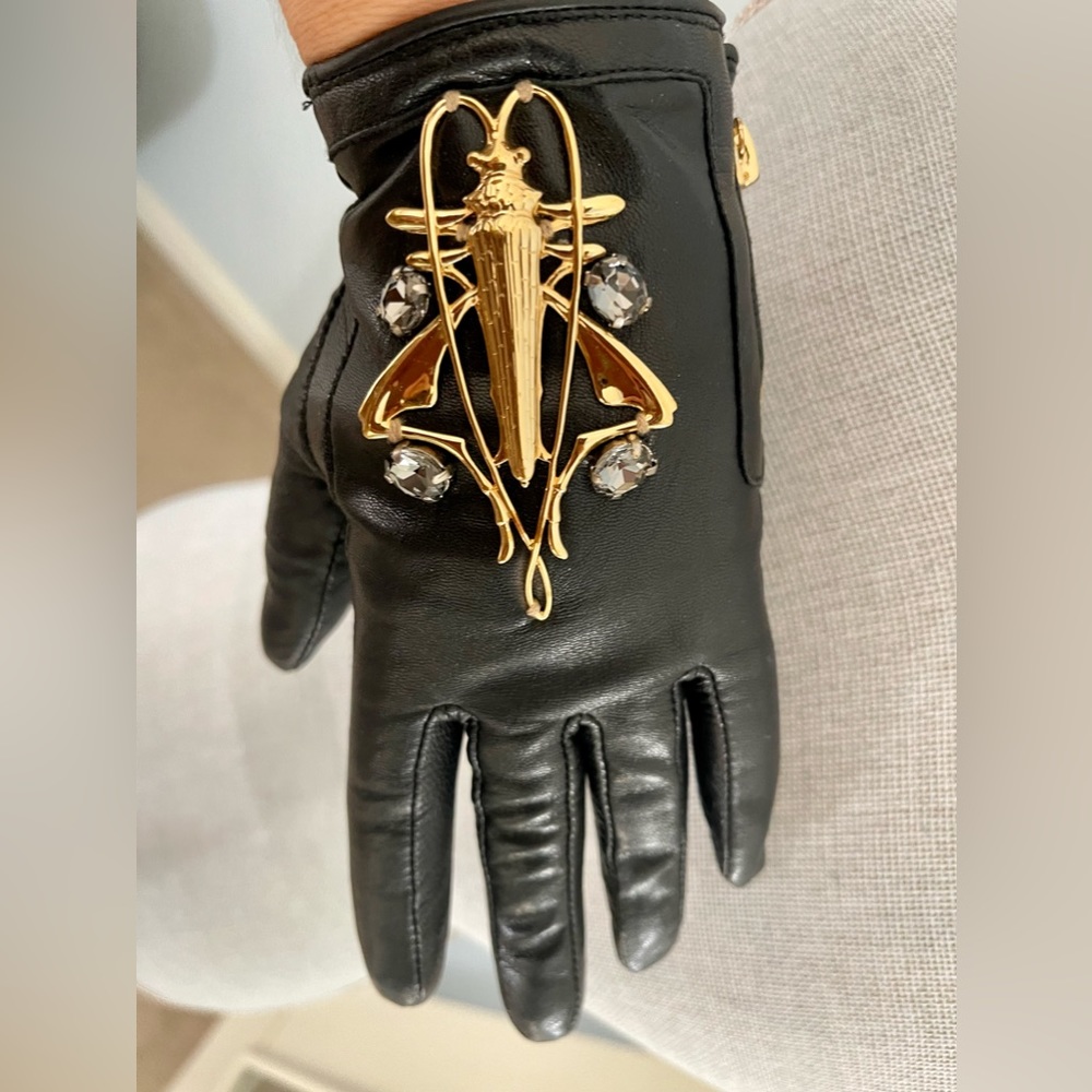 Rare Tory Burch Locust Black Leather Gloves. Size 6.5 View 4